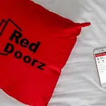 RedDoorz @ Jalan Pemuda Medan
